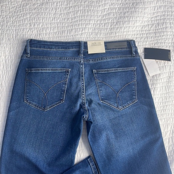 CALVIN KLEIN Straight Leg Blue Jeans Size 28X32 NWT. #0069 - Picture 7 of 13